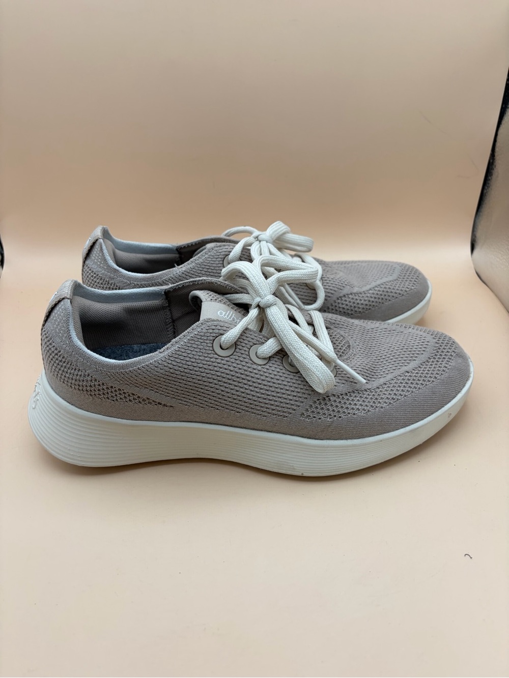 Allbirds Tree Runner Men’s Size 8 Knit Sneakers in Light Gray with White Soles